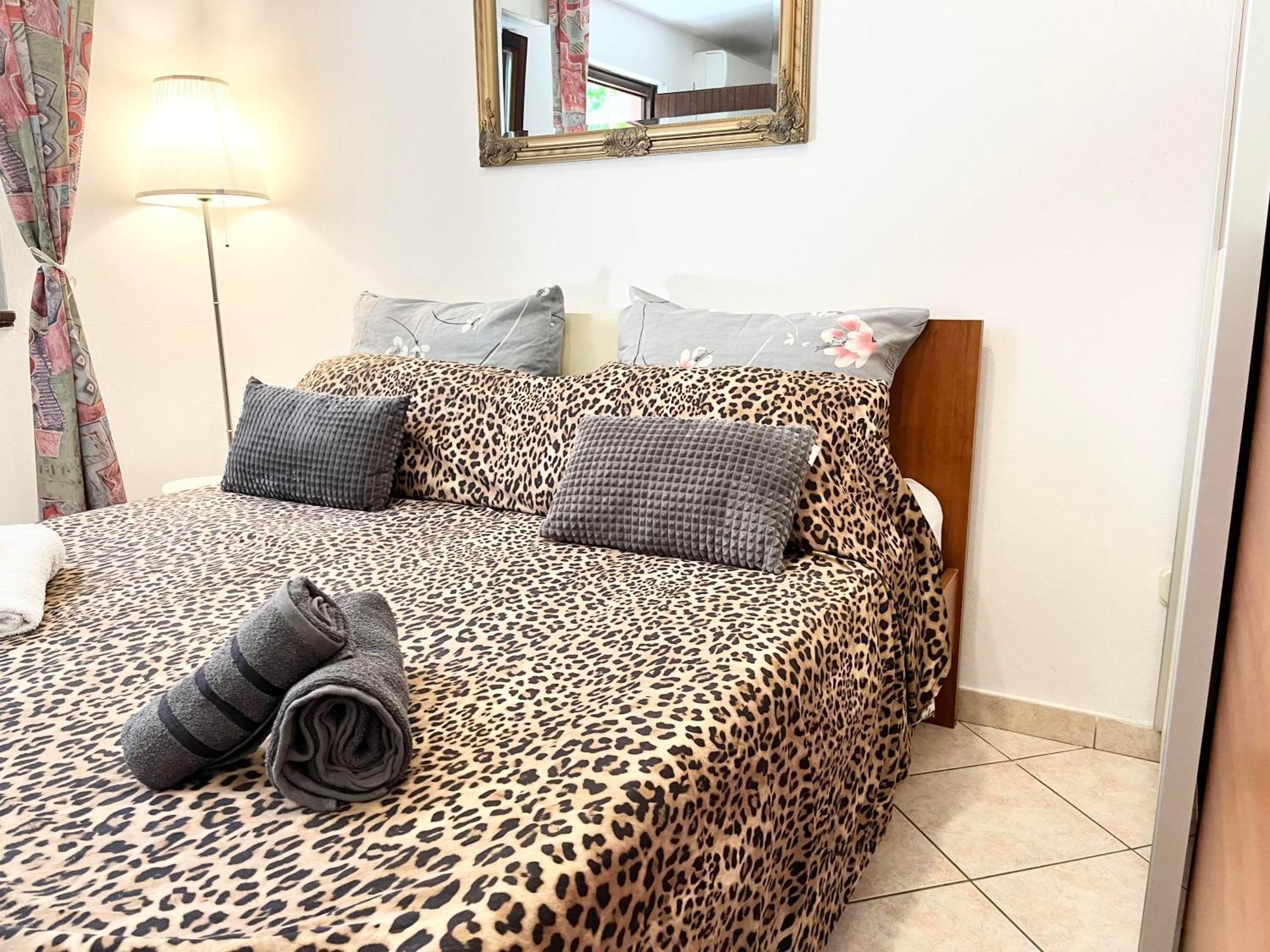 Biba Apartments Pula Extérieur photo